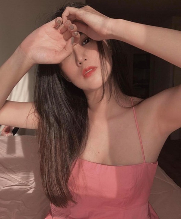 tro-ve-tu-da-nang-nang-hot-girl-o-yen-trong-nha-van-xinh-dep-bat-chap-10-1596340447-747-width600height727