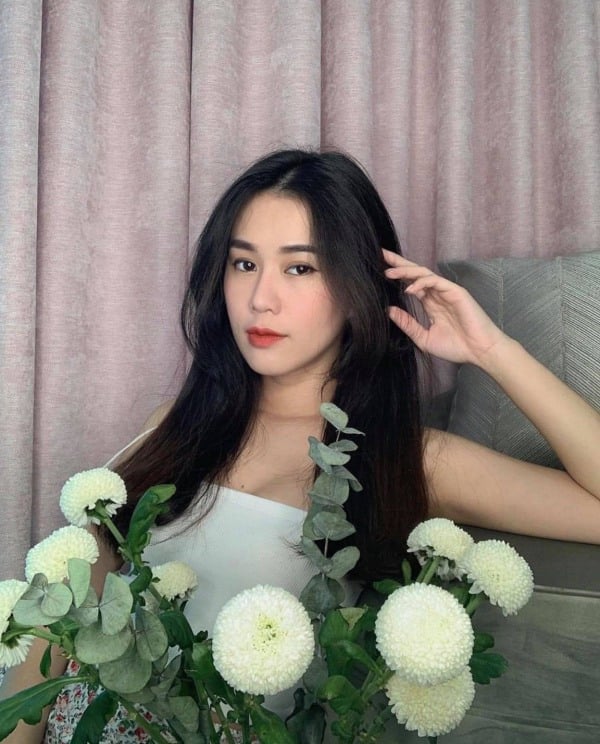 tro-ve-tu-da-nang-nang-hot-girl-o-yen-trong-nha-van-xinh-dep-bat-chap-16-1596339286-603-width600height744