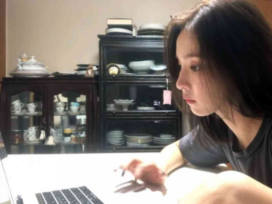 Shin Se Kyung nổi tiếng với đường sống mũi thẳng cùng đầu mũi gọn hoàn hảo của mình