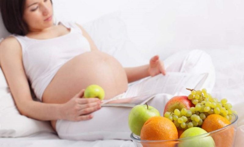 Thực phẩm giúp thai nhi sinh ra trắng da mượt tóc