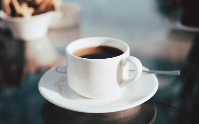 Uống cà phê trước khi vận động 