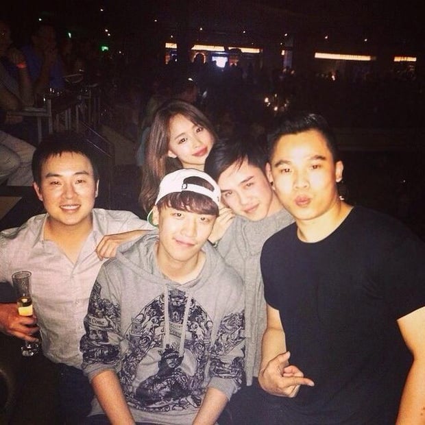 vu-khac-tiep-nho-lai-khoanh-khac-hoi-ngo-seungri-big-bang-29310228