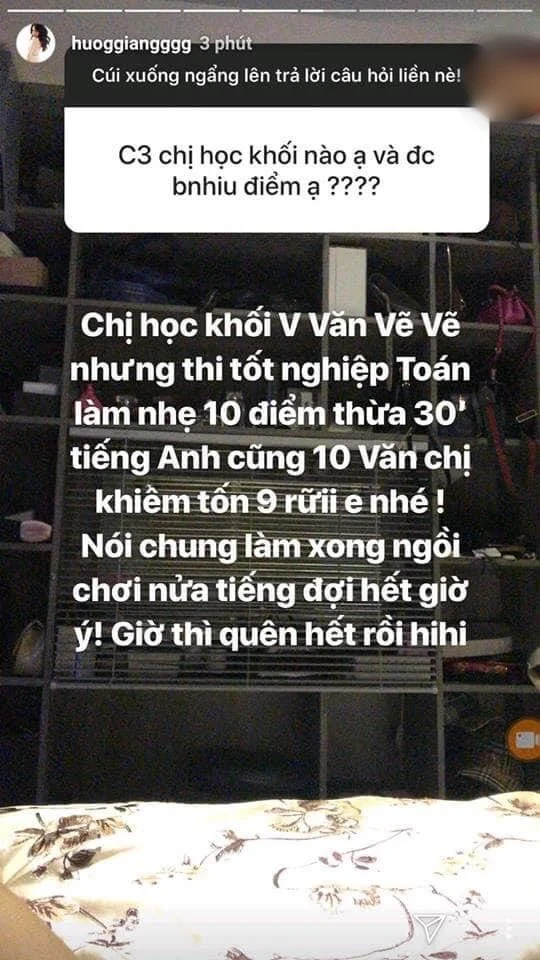 Mới đây, Hương Giang gây chú ý với màn khoe khéo học lực của mình. Theo đó, khi có fan hỏi về bảng điểm tốt nghiệp cấp 3, nàng hậu đã không ngần ngại chia sẻ. Điểm tốt nghiệp của cô nàng quả thật khiến nhiều người 'choáng váng'. Đây là lần hiếm hoi Hương Giang chia sẻ về thành tích học tập của mình. Trước đó, mọi người chỉ biết cô từng theo học trường Cao đẳng Nghệ thuật Hà Nội.
