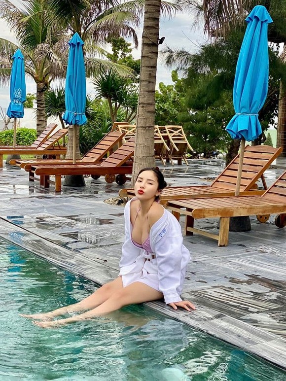 ky-duyen-bikini-1-ngoisaovn-w720-h960