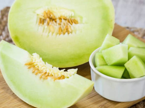Dưa bở giúp mẹ bầu ngủ ngon trị đau nhức