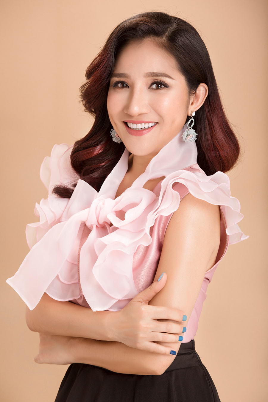tieu-su-dien-vien-cat-tuong-1-ngoisao.vn-w1000-h1500