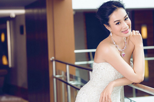 Chung Lệ Đề tiết lộ mình có một nguyên tắc không bao giờ thay đổi trong bữa tối đó là: Tuyệt đối không ăn thứ gì sau 7 giờ tối.