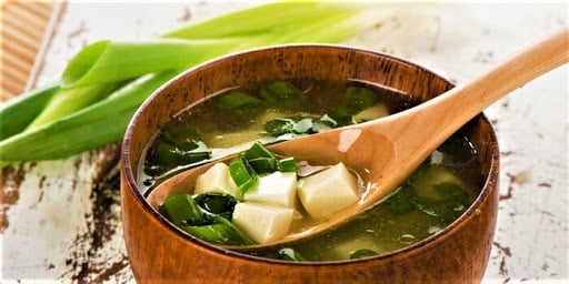 Món súp miso thanh đạm  nhưng rất tốt cho sức khỏe
