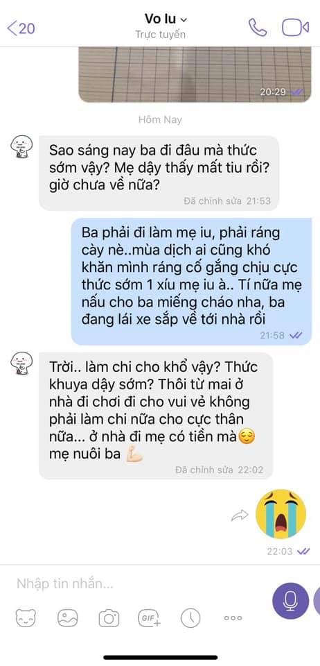 cong-vinh-soc-khi-duoc-thuy-tien-doi-bao-nuoi-02-ngoisaovn-w462-h960