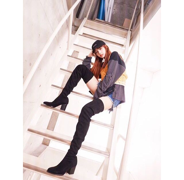 Chỉ sở hữu chiều cao là 1m68 vậy nhưng ngôi sao K-Pop sở hữu lượt follower trên instagram nhiều nhất châu Á - Lisa lại sở hữ tỉ lệ Sh88bet đăng ký miễn phí chuẩn đáng kinh ngạc
