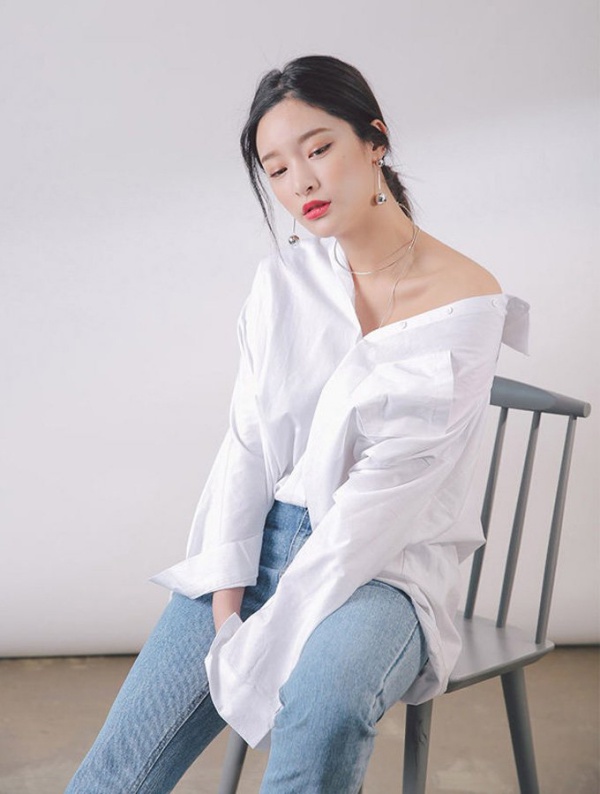 chiec-ao-dan-ong-ma-ngoc-trinh-hari-won-me-met-dien-mai-van-khong-loi-mot-17-1598341563-375-width600height794