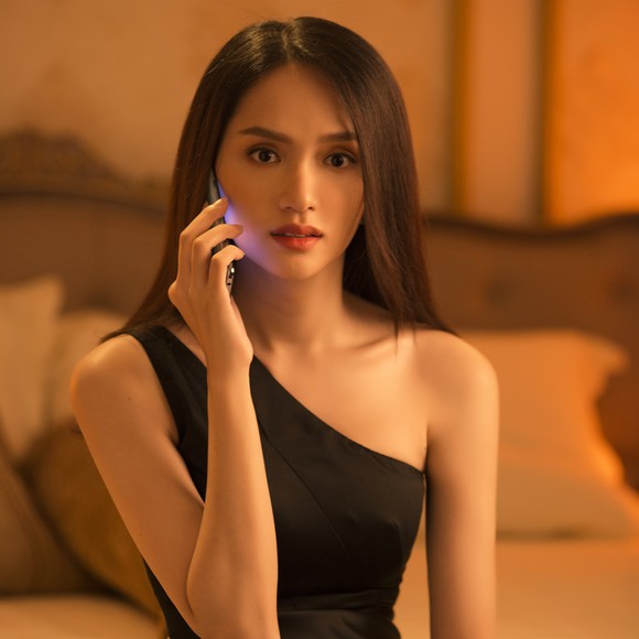 huong-giang-noi-ve-chuyen-gioi 2
