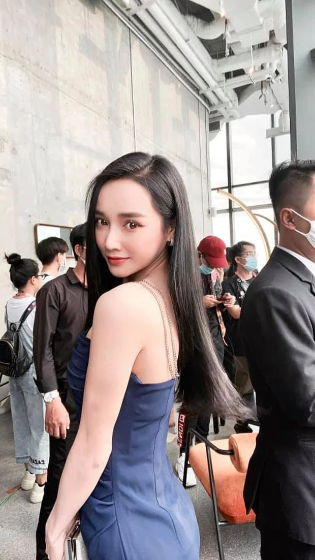 Nhã Phương vừa 