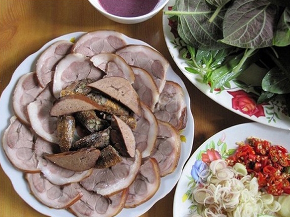Không ăn thịt chó ngày đầu tháng
