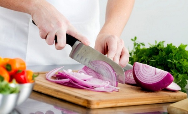 Thớt nên thay thế thường xuyên