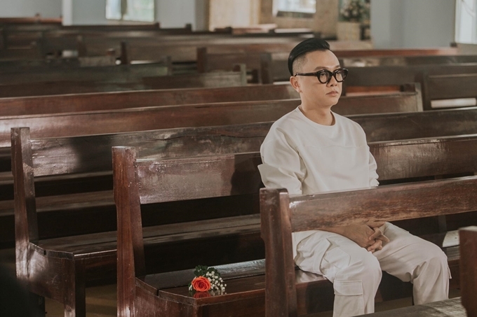 NTK Công Trí hiếm hoi phá lệ, đồng ý xuất hiện trong một MV vì Minh Thuận.