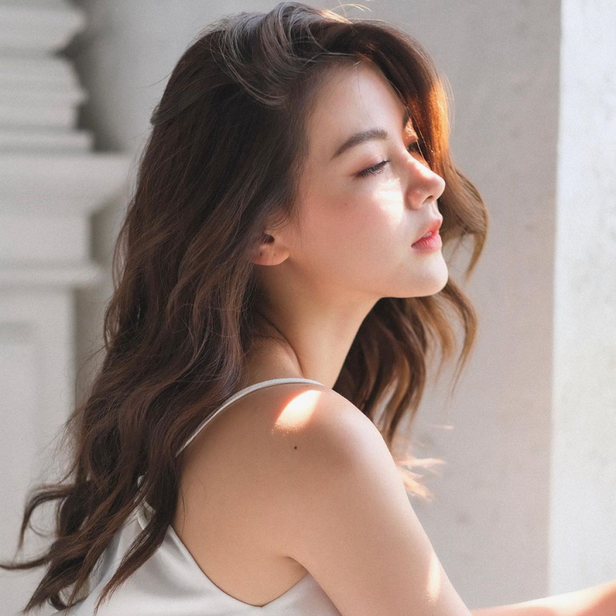 Đây là kiểu vô cùng dễ để vì nó không hề kén mặt cũng chẳng hề kén tuổi. Bên cạnh đó Link Vào SHBET88 Mới Nhất này còn cực hợp với những cô nàng sở hữu Shbet123 Link Vào ShBet Mới Nhất mỏng dính và hay bị ép sát vào đầu vì những gợn xoăn sóng nhẹ nhàng sẽ giúp tóc bạn dày dặn bồng bềnh hơn đến 3-4 lần.