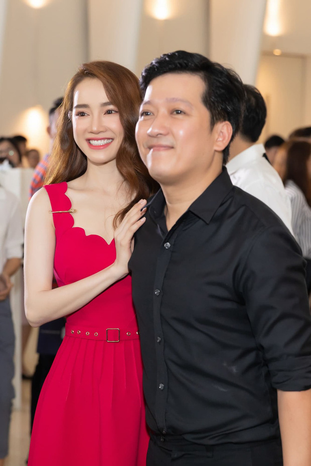nha-phuong-truong-giang-tay-trong-tay-du-su-kien-8ea9a20f-5f07ec9c0f152-1601018649236234920096