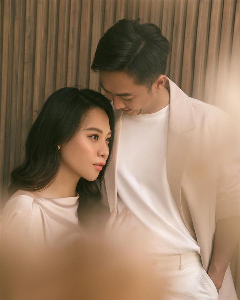 dam-thu-trang-khoe-xe-dap 2