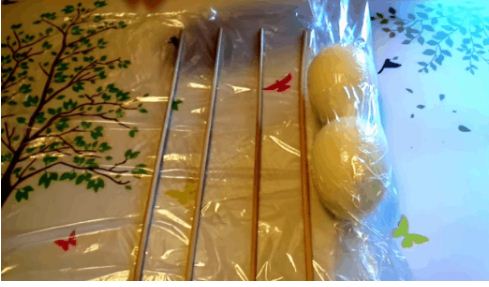 luoc-trung-trai-tim-hinh-hoa-02