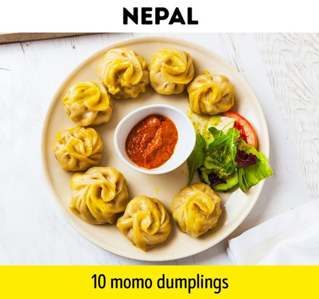 Nepal - 10 cái bánh bao hấp momo, phiên bản lai giữa bánh bao và há cảo, nguồn gốc từ Tây Tạng và là Shbet0099 cá cược trực tuyến đặc trưng của đất nước huyền bí này.  