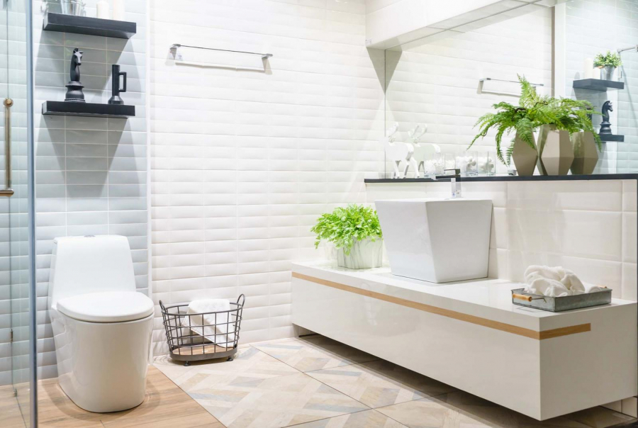 Không đặt cửa nhà vệ sinh thẳng cửa chính