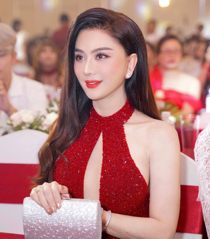 lam-khanh-chi-noi-ve-huong-giang 1
