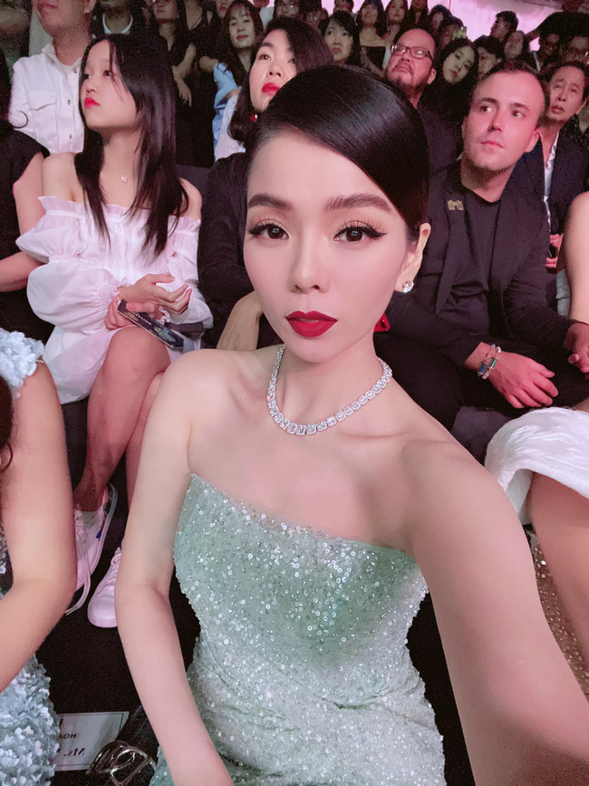 le-quyen-hen-ho 4