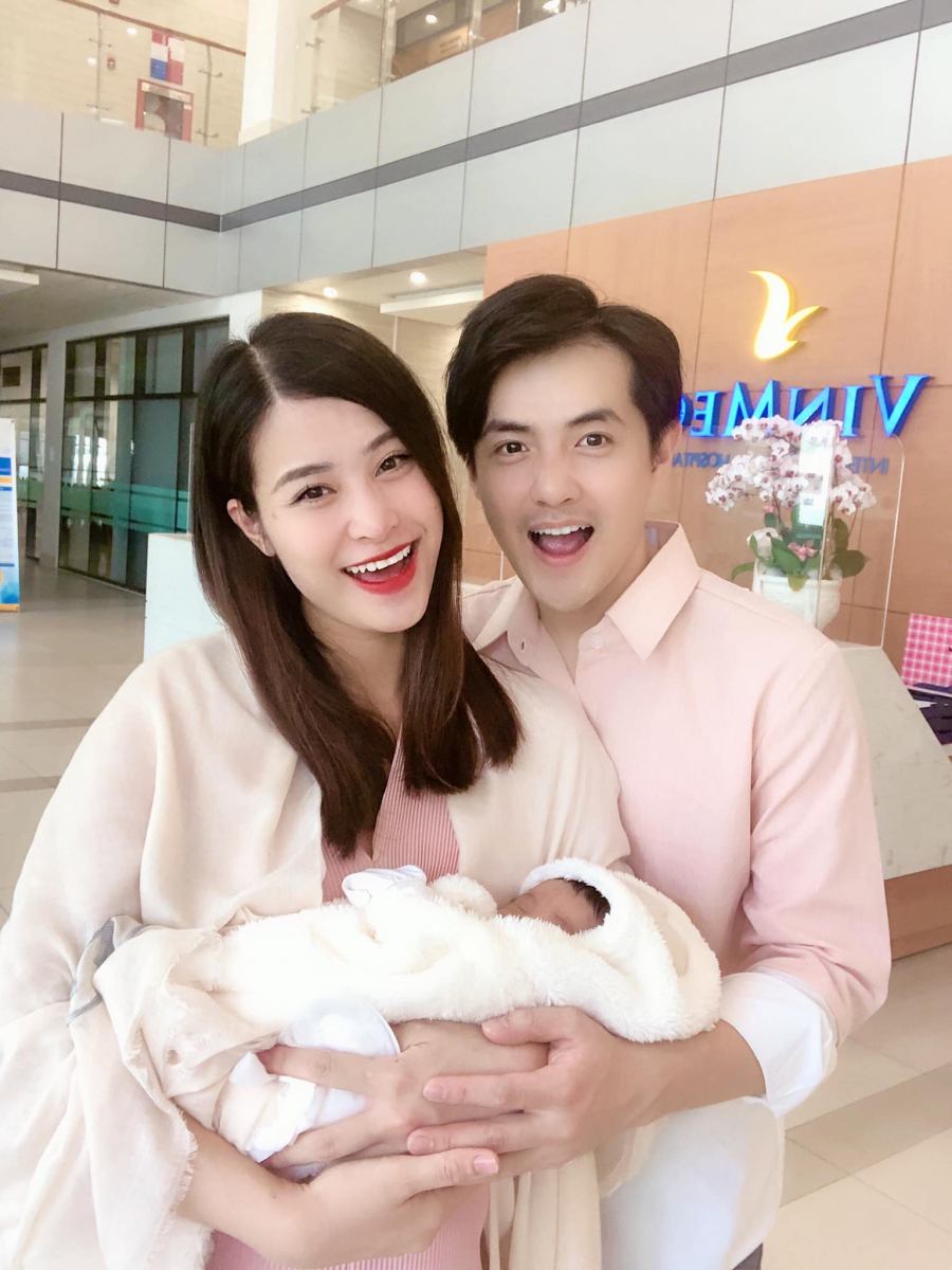 dong-nhi-xuat-vien 1