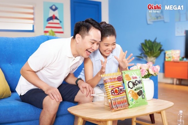 Chương trình khuyến mãi khi mua bánh que Akiko và bánh gạo Nhật Akome thu hút nhiều người chơi nhờ giải thưởng hấp dẫn.