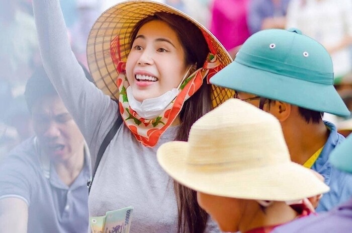 fc-thuy-tien 2