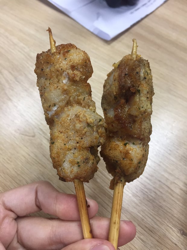 Nhìn bên ngoài, xin thịt gà trông không có gì bất thường.