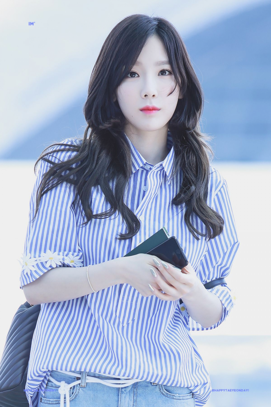 Mặc dù đã 32 tuổi nhưng vẻ ngoài của Taeyeon vẫn chưa hề xuất hiện dấu hiệu của tuổi tác mà thậm chí nhiều người còn nói rằng cô đang lão hóa ngược