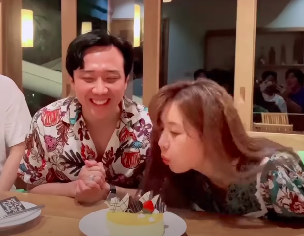 Sinh nhật Quang Trung nhưng Trấn Thành thổi nến ké.