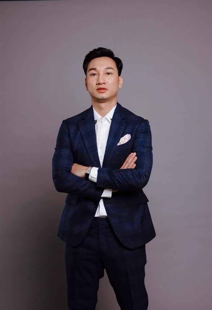 nhan-sac-thanh-trung 2