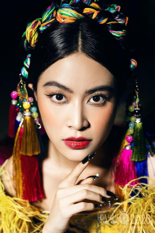 Hoàng Thùy Linh mạnh dạn chọn phong cách riêng cho mình và phải công nhận nó hợp với cô.
