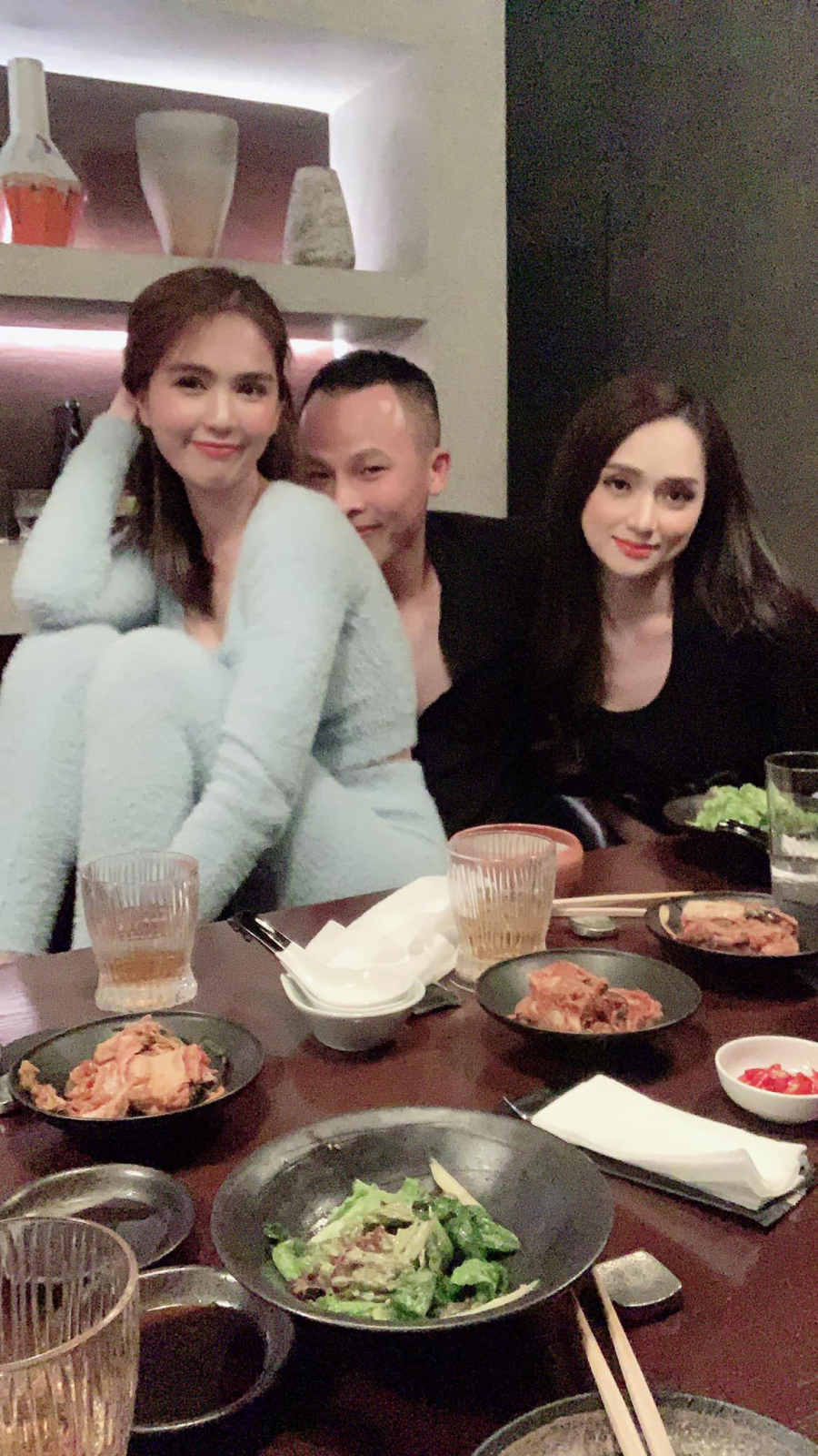 huong-giang-tuoi-tan-tu-hop-voi-hoi-ban-ngoc-trinh-sau-drama-antifan-hanh-dong-cua-nu-hoang-noi-y-va-vu-khac-tiep-gay-chu-y-48e-5390849