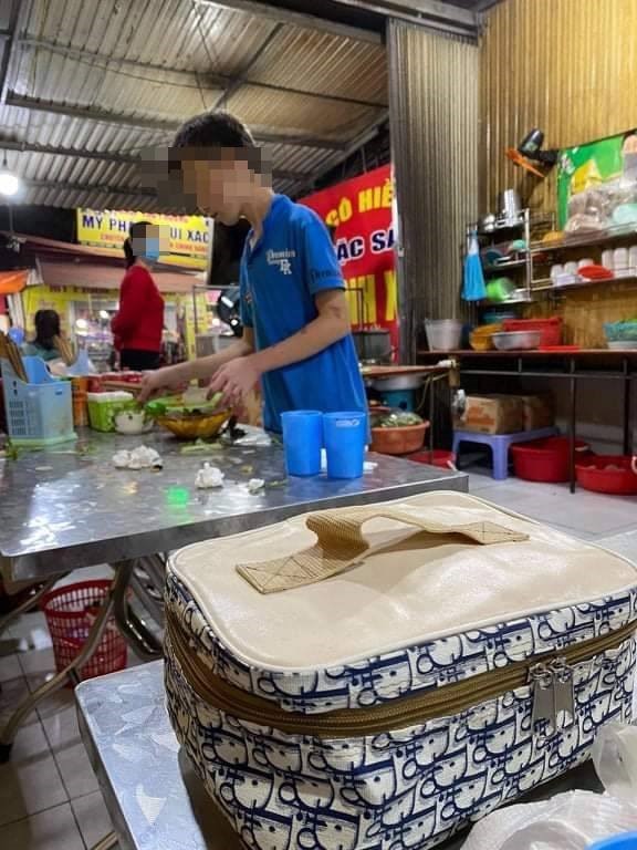 Một nhân viên khác sinh năm 2005 cũng bị chủ quán bạo hành dã man. (Ảnh: Lao động)