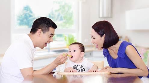 Không nên ép con ăn quá nhiều