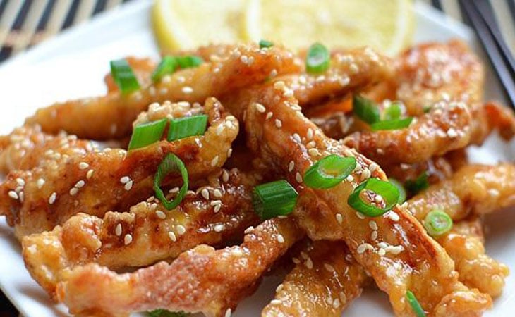 Chân gà rút xương chiên giòn