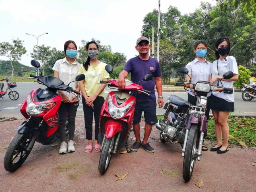 Số tiền còn lại, chú Minh 