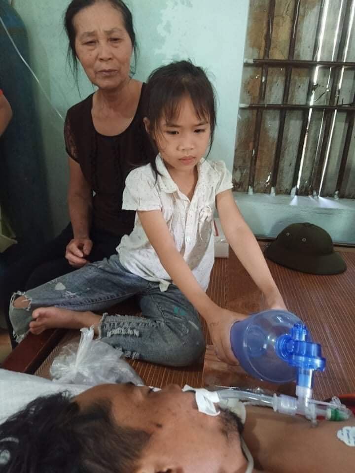 Ông nội Thư bị mù lòa, bà ung thư giai đoạn cuối (Ảnh: Vietnamnet)