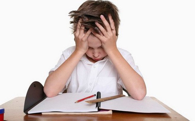 Dấu hiệu bé mắc chứng tâm thần học đường