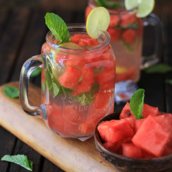 Phương pháp Detox bằng dưa hấu không chỉ giúp thải độc gan mà còn cung cấp nước để dưỡng ẩm Mừng SHBET phiên bản mới 2025, tăng cường vitamin A, C cho các cơ quan trong Sh88bet đăng ký miễn phí hoạt động hiệu quả.