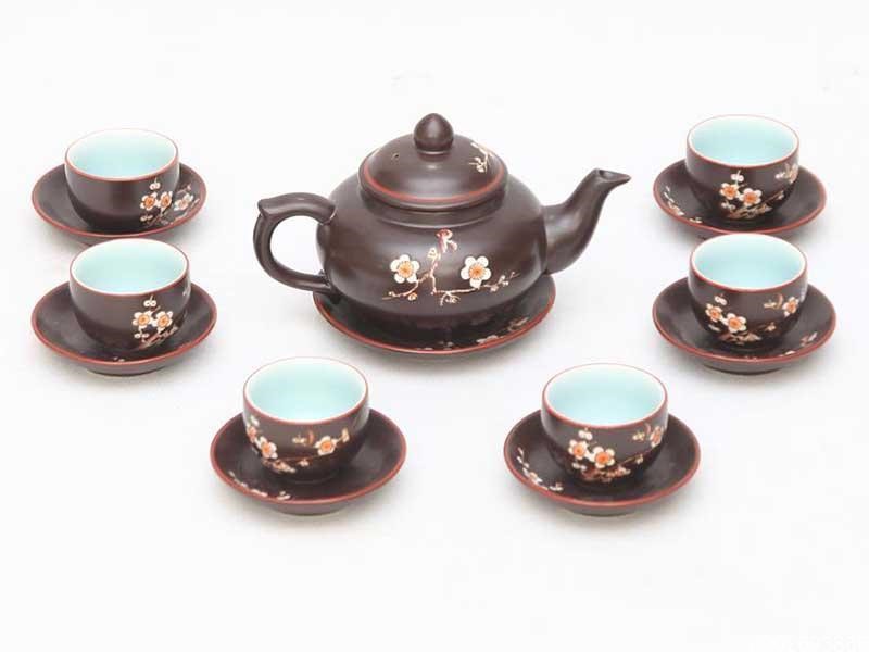 Món quà tân gia thiết thực, dễ tìm kiếm - bộ ấm chén