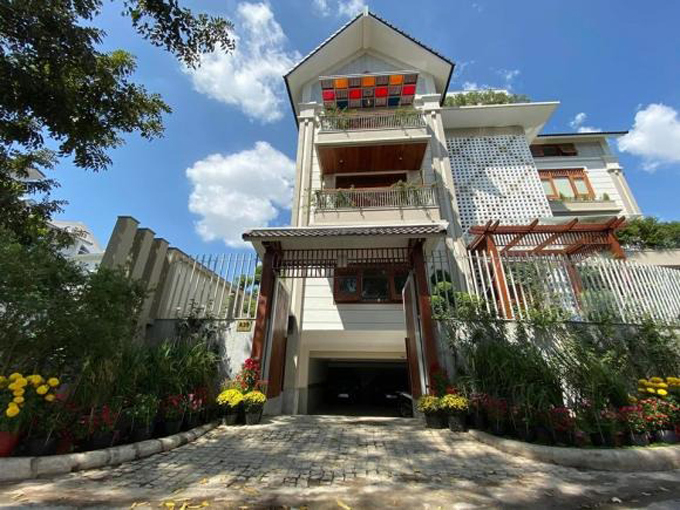 Căn nhà khang trang trán lệ của hai vợ chồng diễn viên Quý Bình