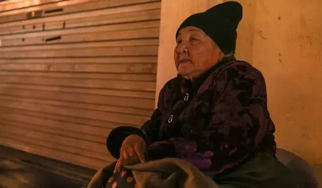 Năm nay cụ bà đã 90 tuổi (Ảnh: Nhịp sống Việt)