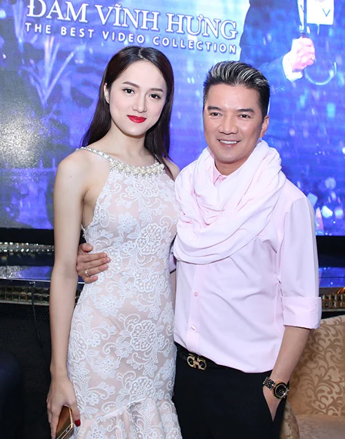 Mới đây, trong cuộc thi Đại sứ Hoàn Mỹ của Hương Giang, Đàm Vĩnh Hưng gây bất ngờ khi gọi Hương Giang là 