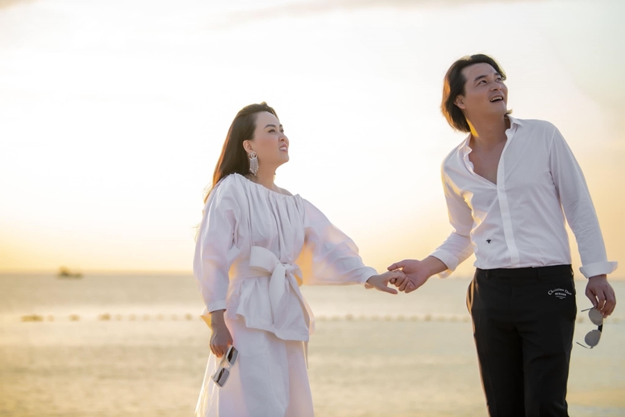 cuoc-song-sang-chanh-hanh-phuc-cua-phuong-chanel-va-quach-ngoc-ngoan-15