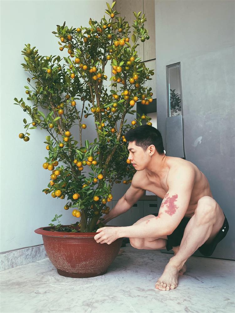 Mới đây, Noo Phước Thịnh gây xốn xang với hình ảnh 